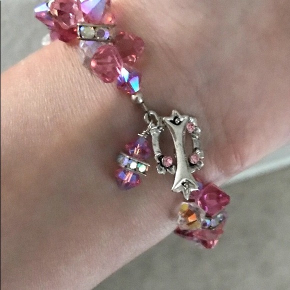 Pink and Clear crystal beaded bracelet - Picture 3 of 4